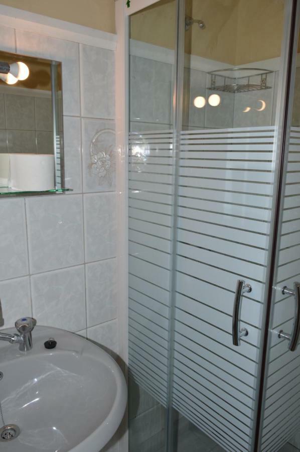 Vanessa Studios Порос Екстер'єр фото